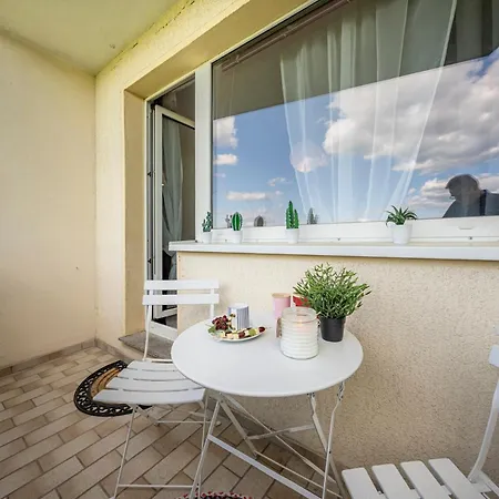 Apartment Winedesign 6 Per Wlan Boxspring Erfurt